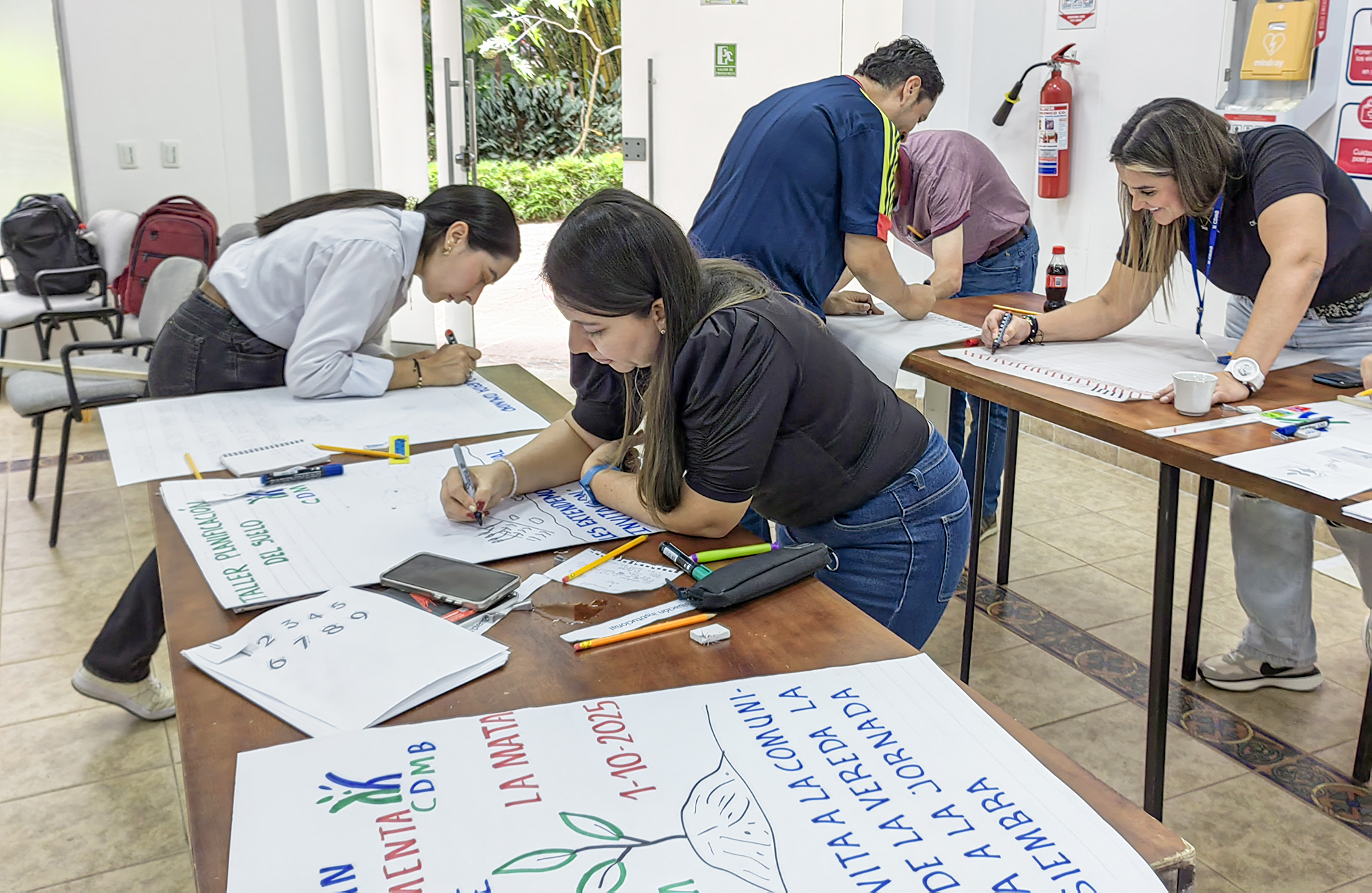  CDMB en cumplimiento de su misionalidad fortalece las capacidades del talento humano para el servicio de la extensión territorial