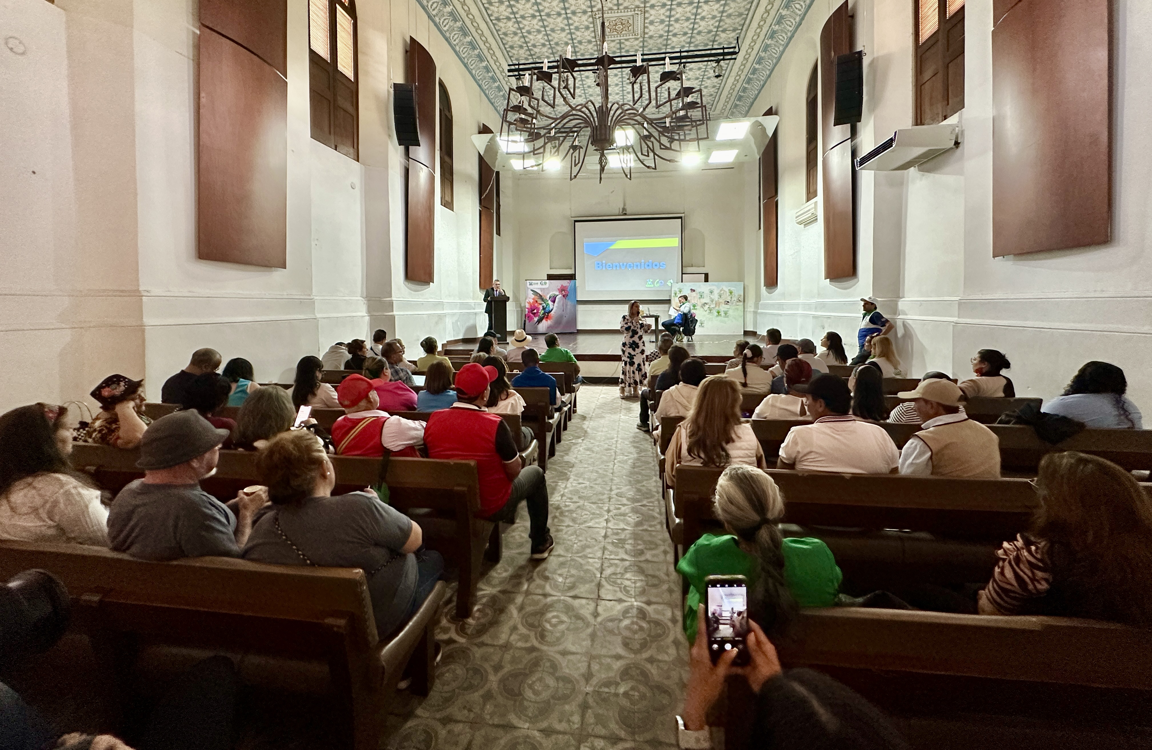 CDMB y comunidades de sus 13 municipios avanzan hacia la gestión sostenible del territorio en simposio participativo