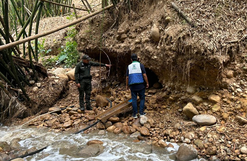 Operativos contra la minería ilegal dejan capturado en la escarpa occidental de Bucaramanga