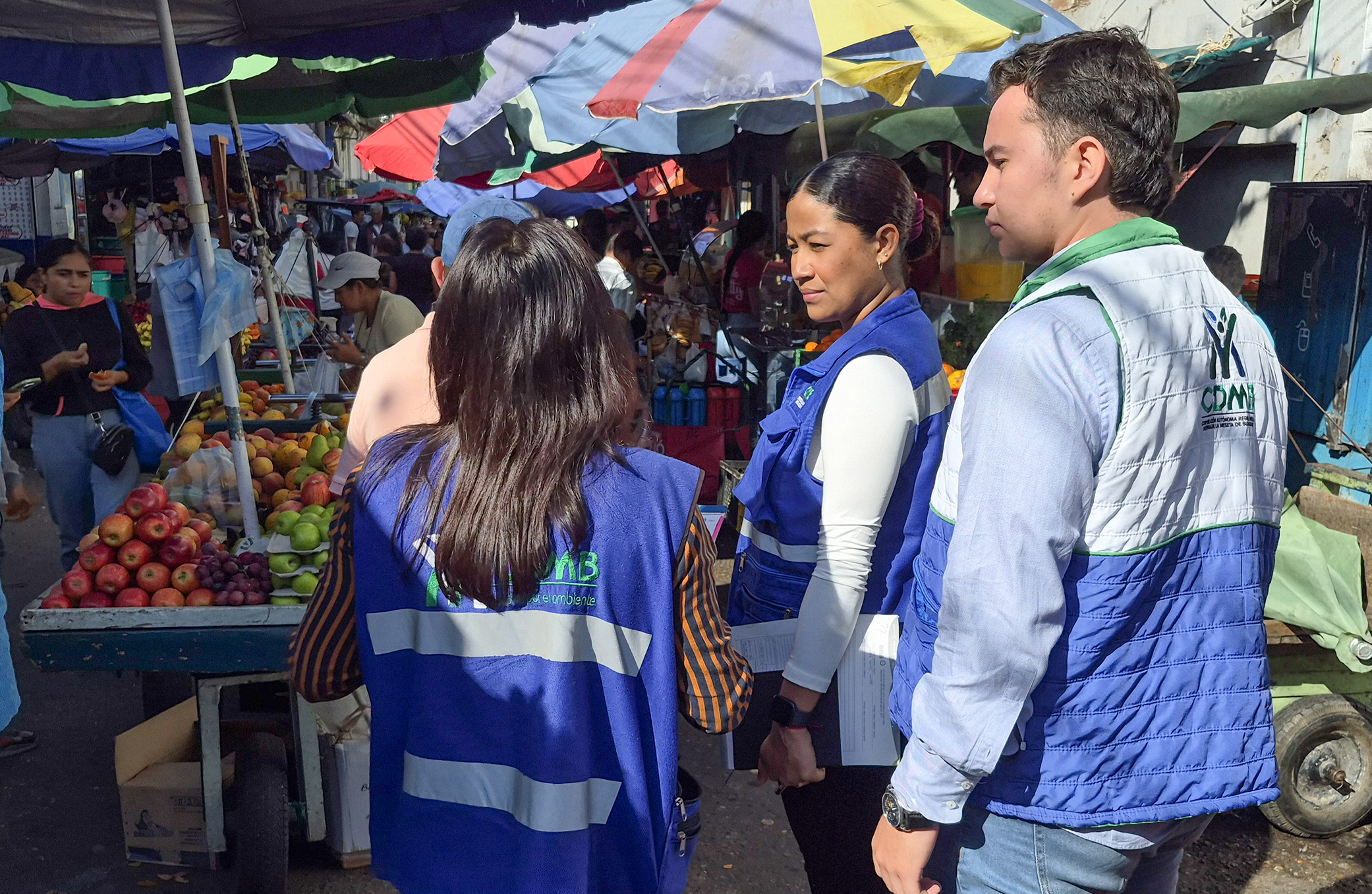 CDMB inicia visitas de seguimiento a plazas de mercado del área metropolitana de Bucaramanga