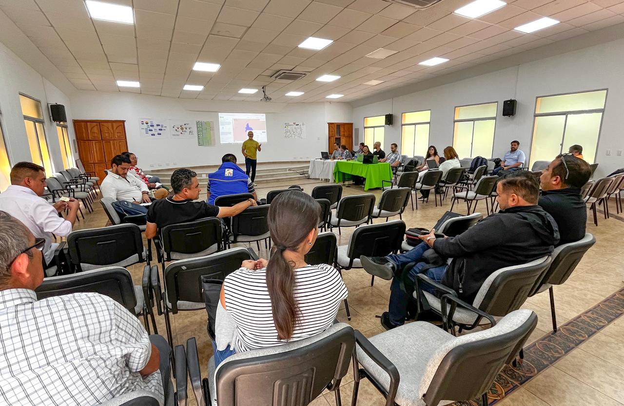   CDMB fortalece la gobernanza del agua a través de alianza internacional con Países Bajos