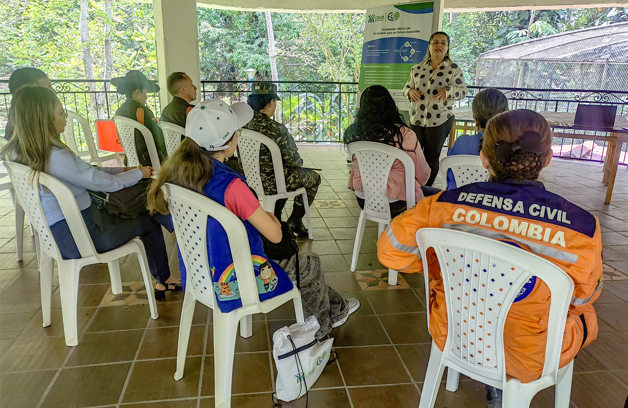 CDMB fortalece alianzas estratégicas en primera reunión de la "Burbuja Ambiental"